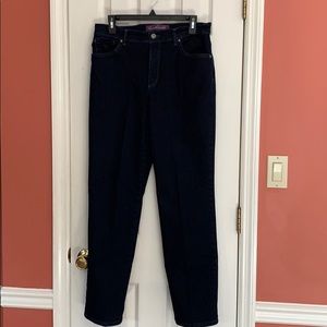 NWOT- Women’s jeans/ never worn!